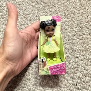 Disney Princess Mini Toddler‎ Tiana Poseable 3 Inch Doll Green Dress